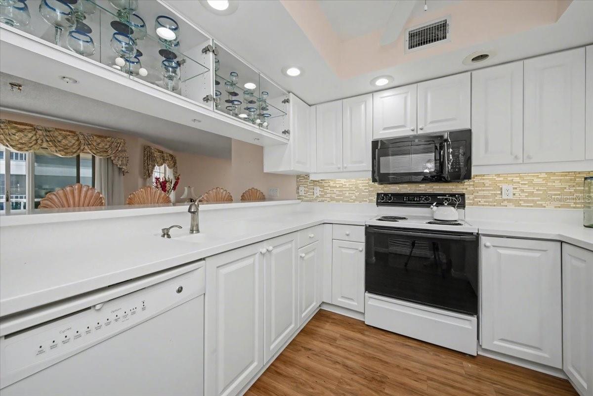 EDGEWATER COVE AT PERICO 3 - Residential