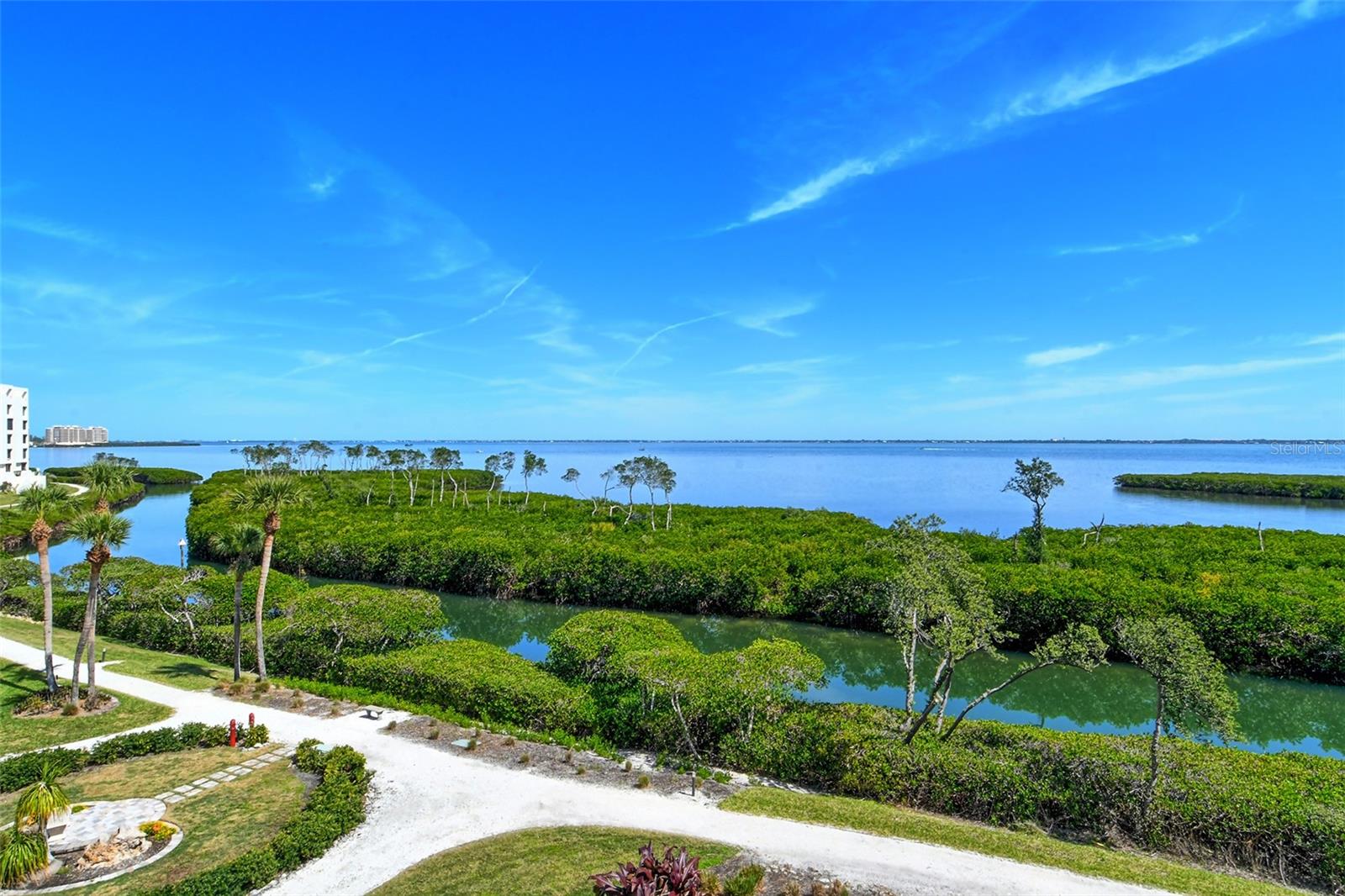 1930 HARBOURSIDE DRIVE 136