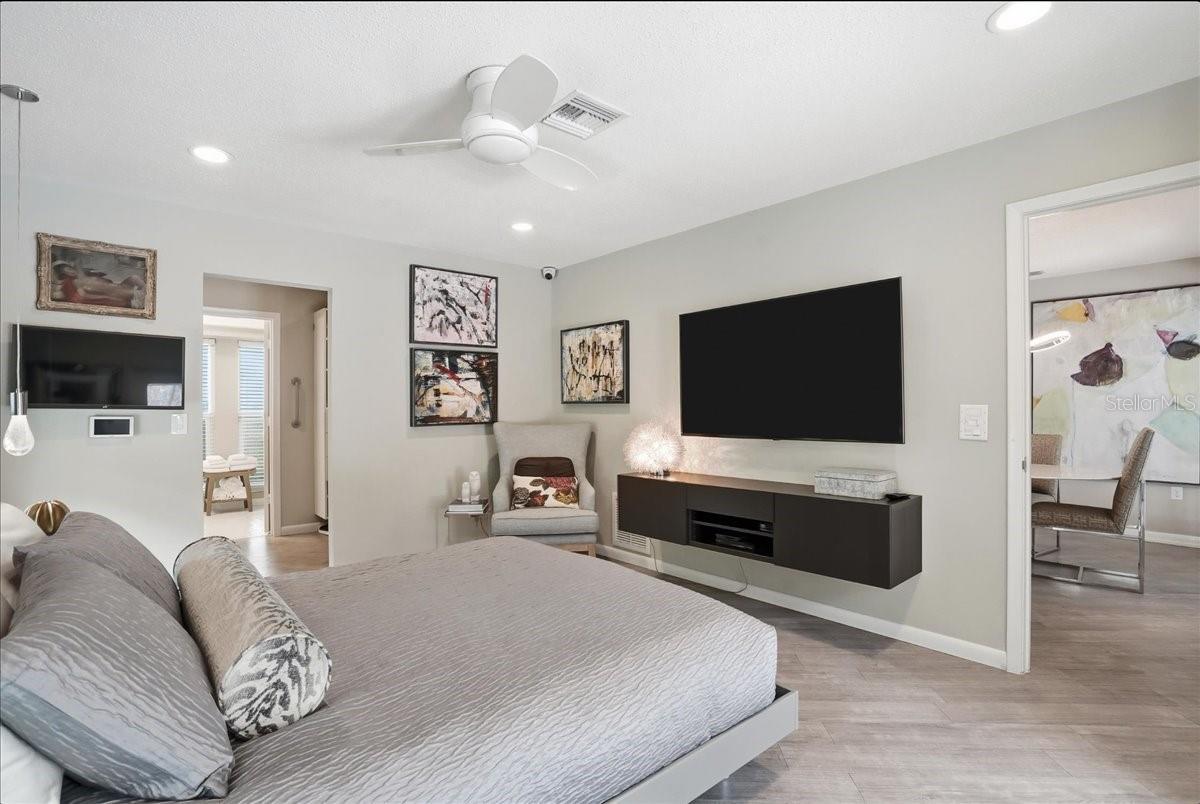 SOUTHBAY YACHT & RACQUET CLUB - Residential