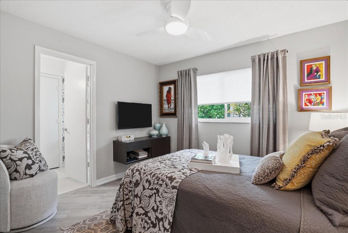 SOUTHBAY YACHT & RACQUET CLUB - Residential