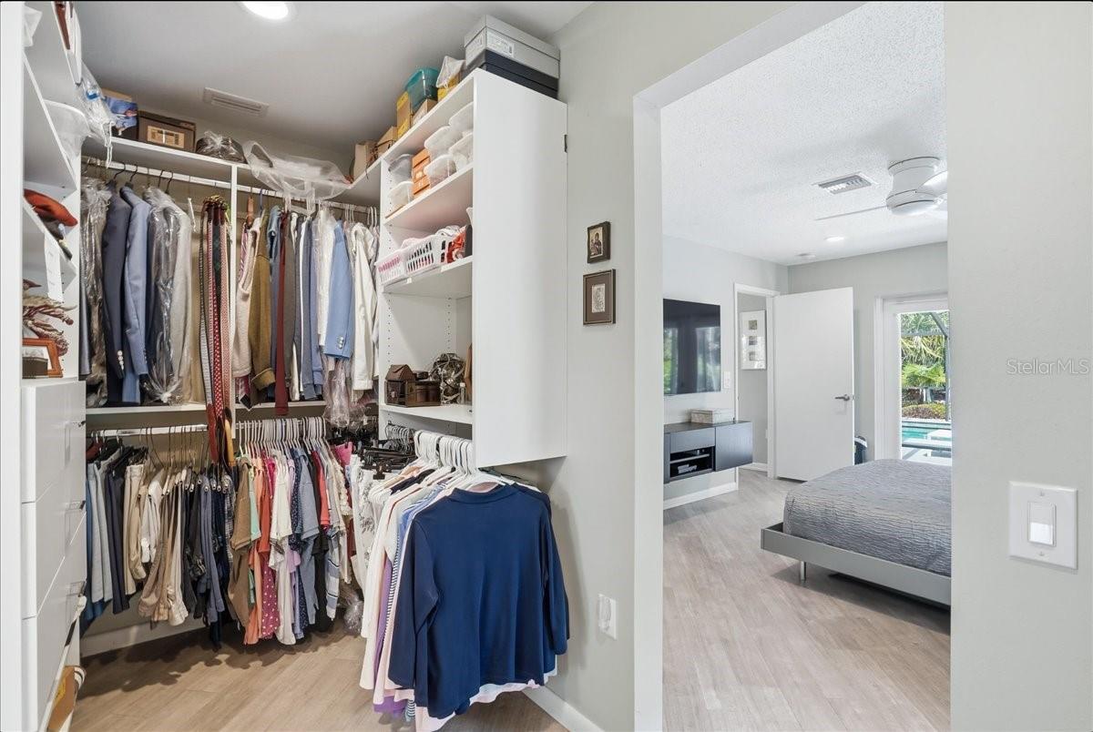 SOUTHBAY YACHT & RACQUET CLUB - Residential