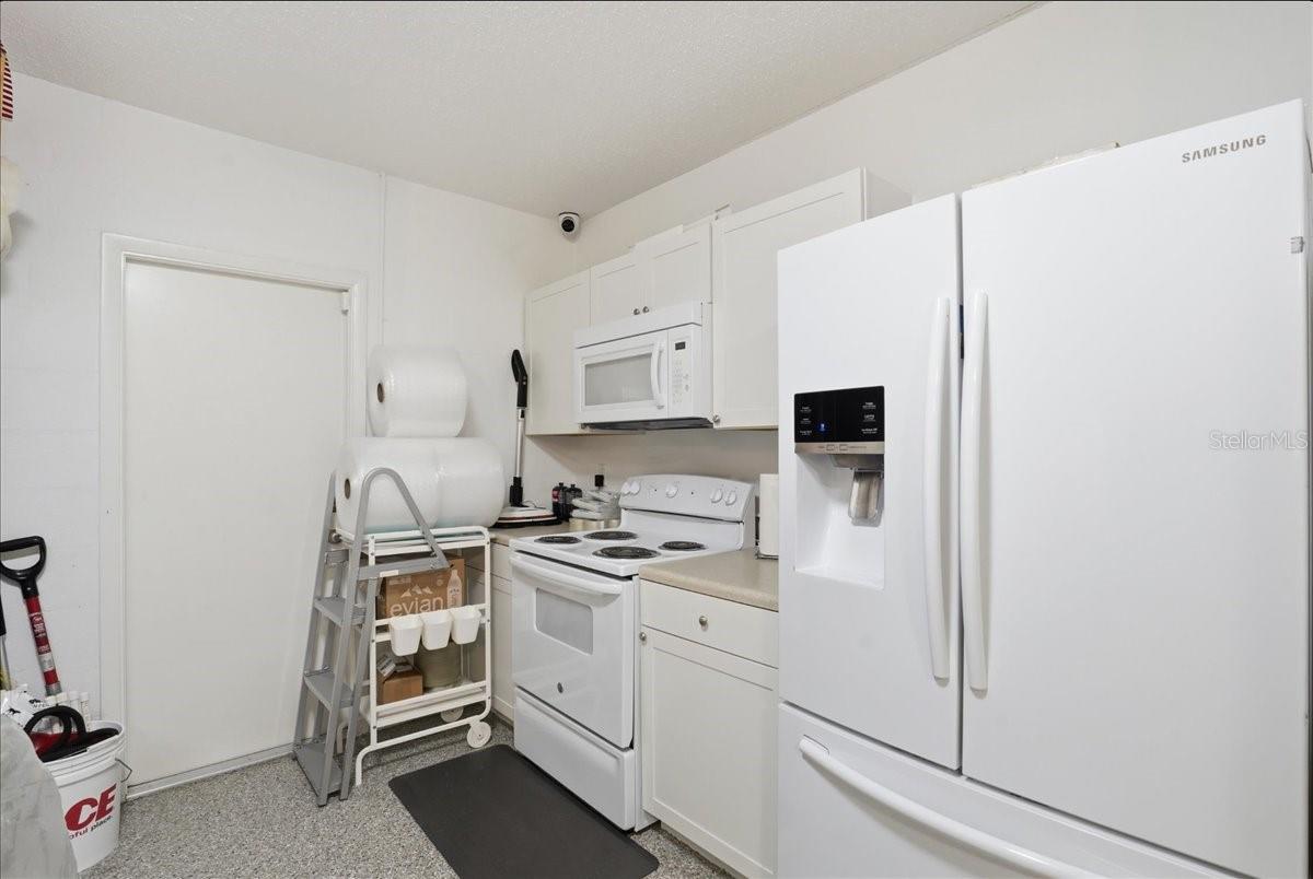 SOUTHBAY YACHT & RACQUET CLUB - Residential