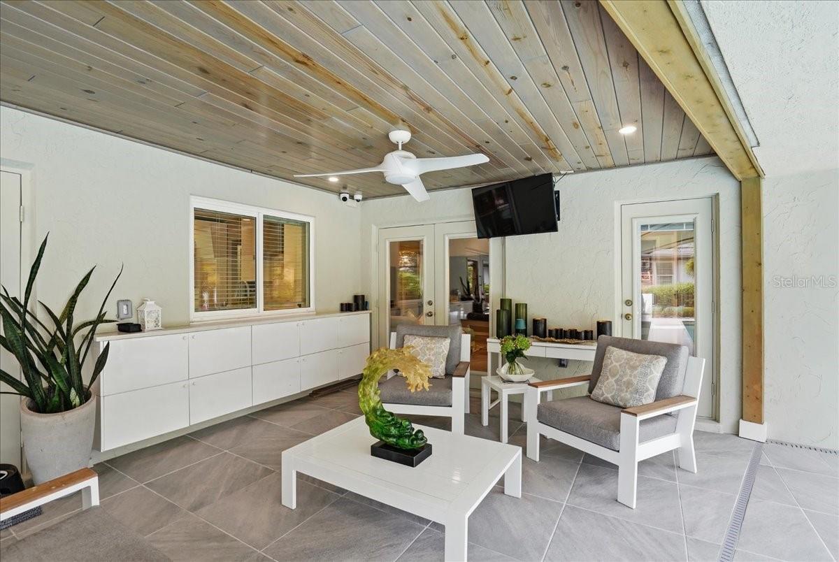 SOUTHBAY YACHT & RACQUET CLUB - Residential