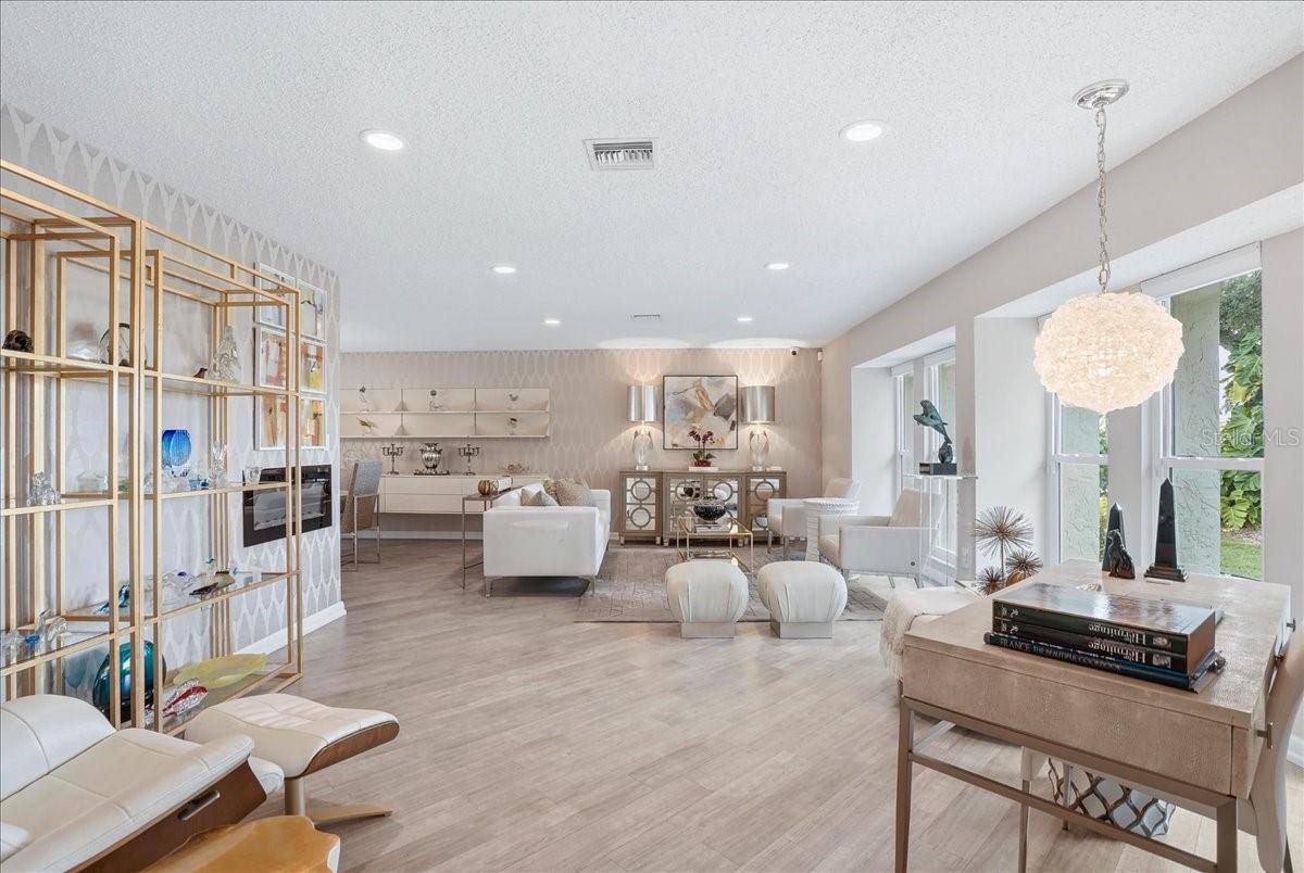SOUTHBAY YACHT & RACQUET CLUB - Residential