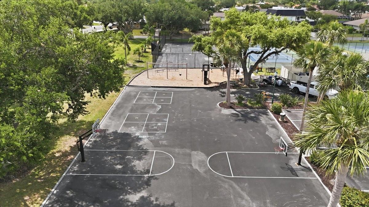 SOUTHBAY YACHT & RACQUET CLUB - Residential