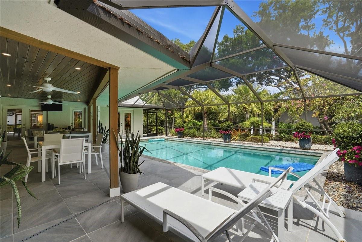 SOUTHBAY YACHT & RACQUET CLUB - Residential