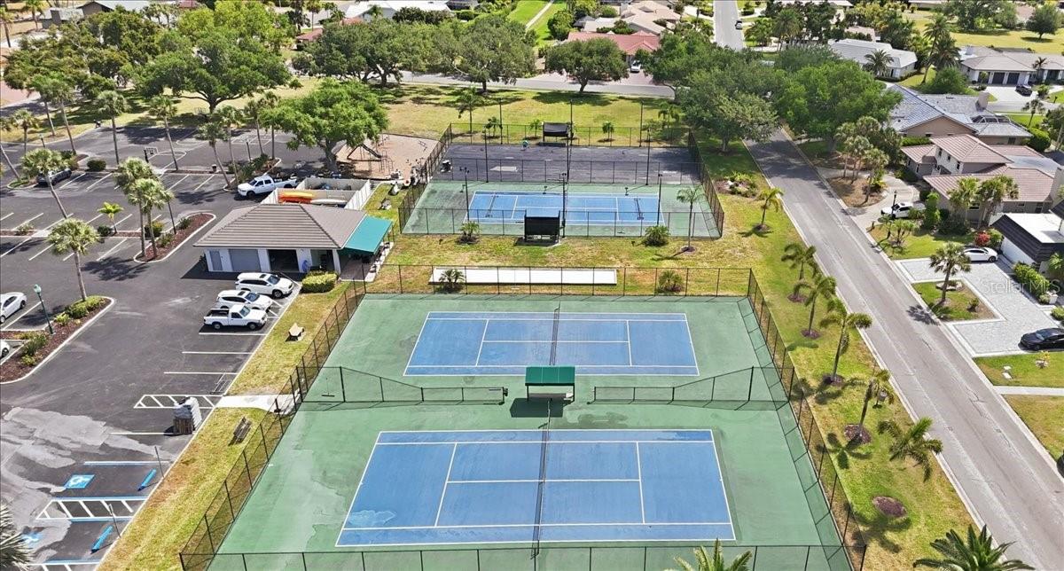 SOUTHBAY YACHT & RACQUET CLUB - Residential
