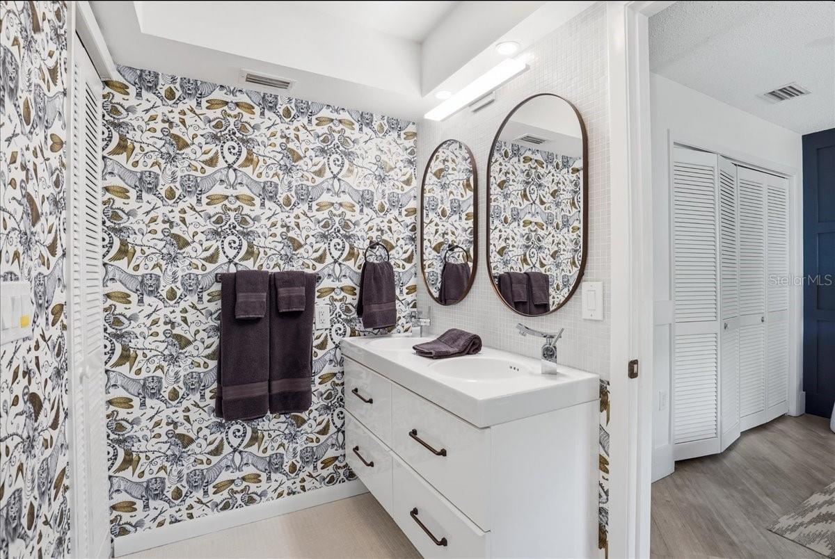SOUTHBAY YACHT & RACQUET CLUB - Residential
