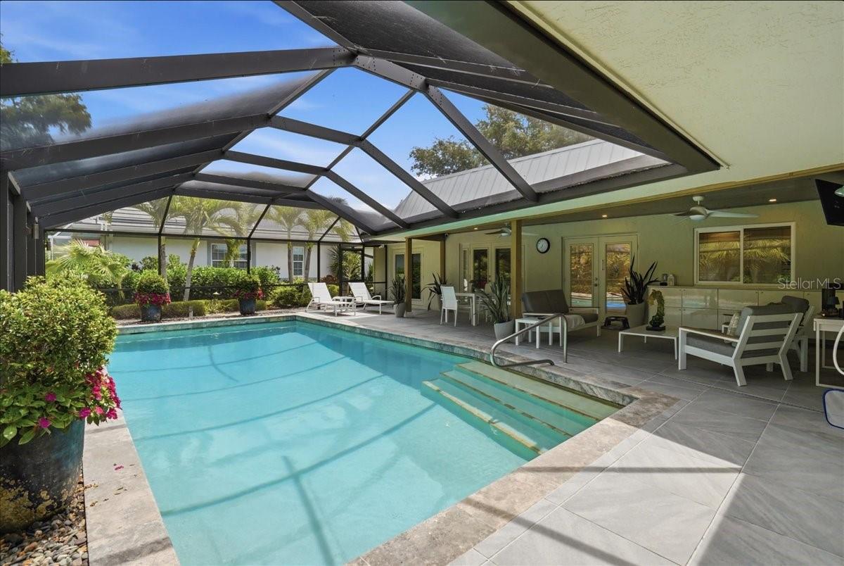 SOUTHBAY YACHT & RACQUET CLUB - Residential
