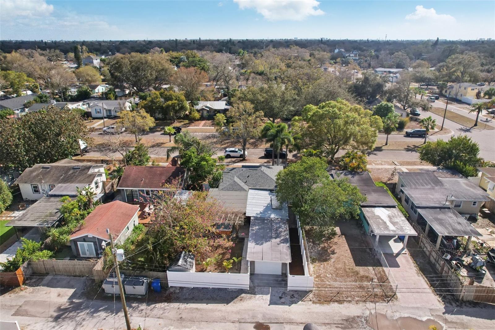 KENILWORTH - Residential