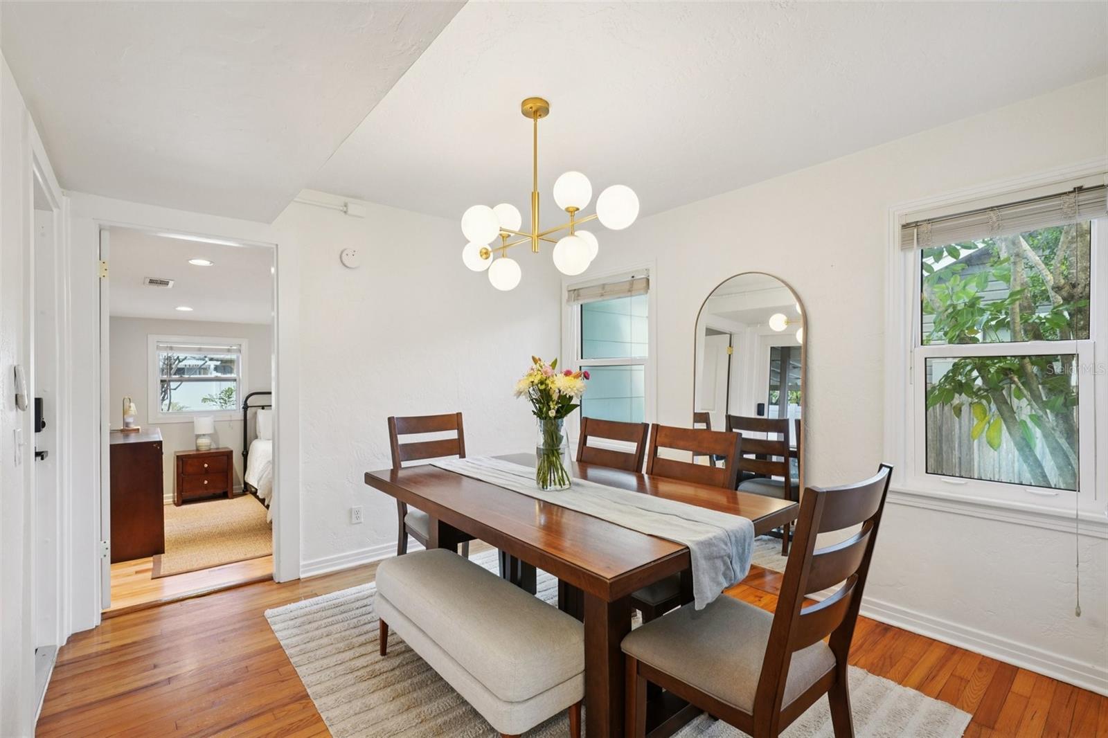 KENILWORTH - Residential