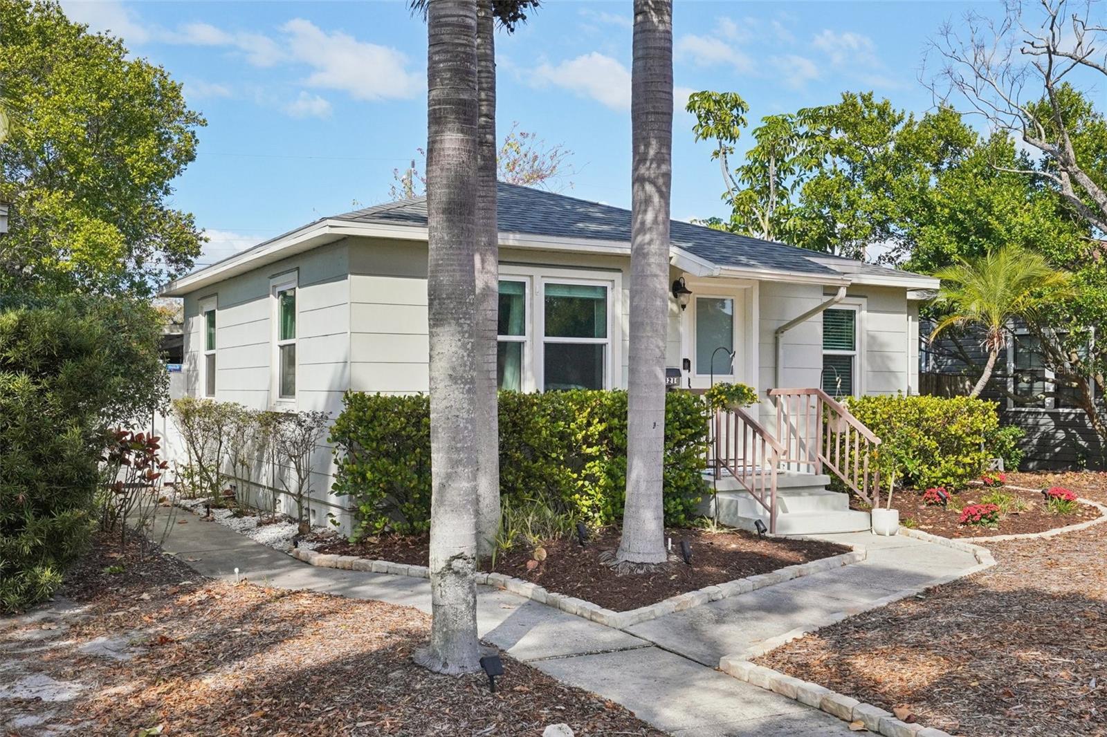 KENILWORTH - Residential