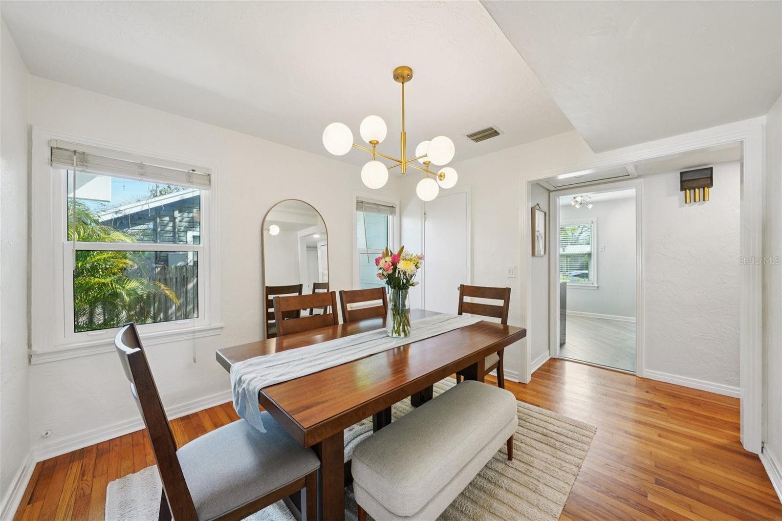 KENILWORTH - Residential