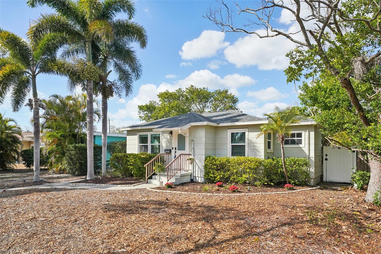 KENILWORTH - Residential