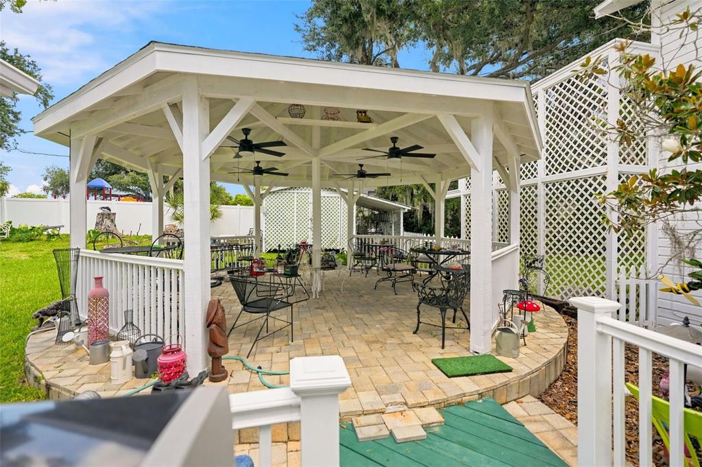 Photo of 65 Olive Street, Brooksville, FL 34601 (MLS # W7886886)