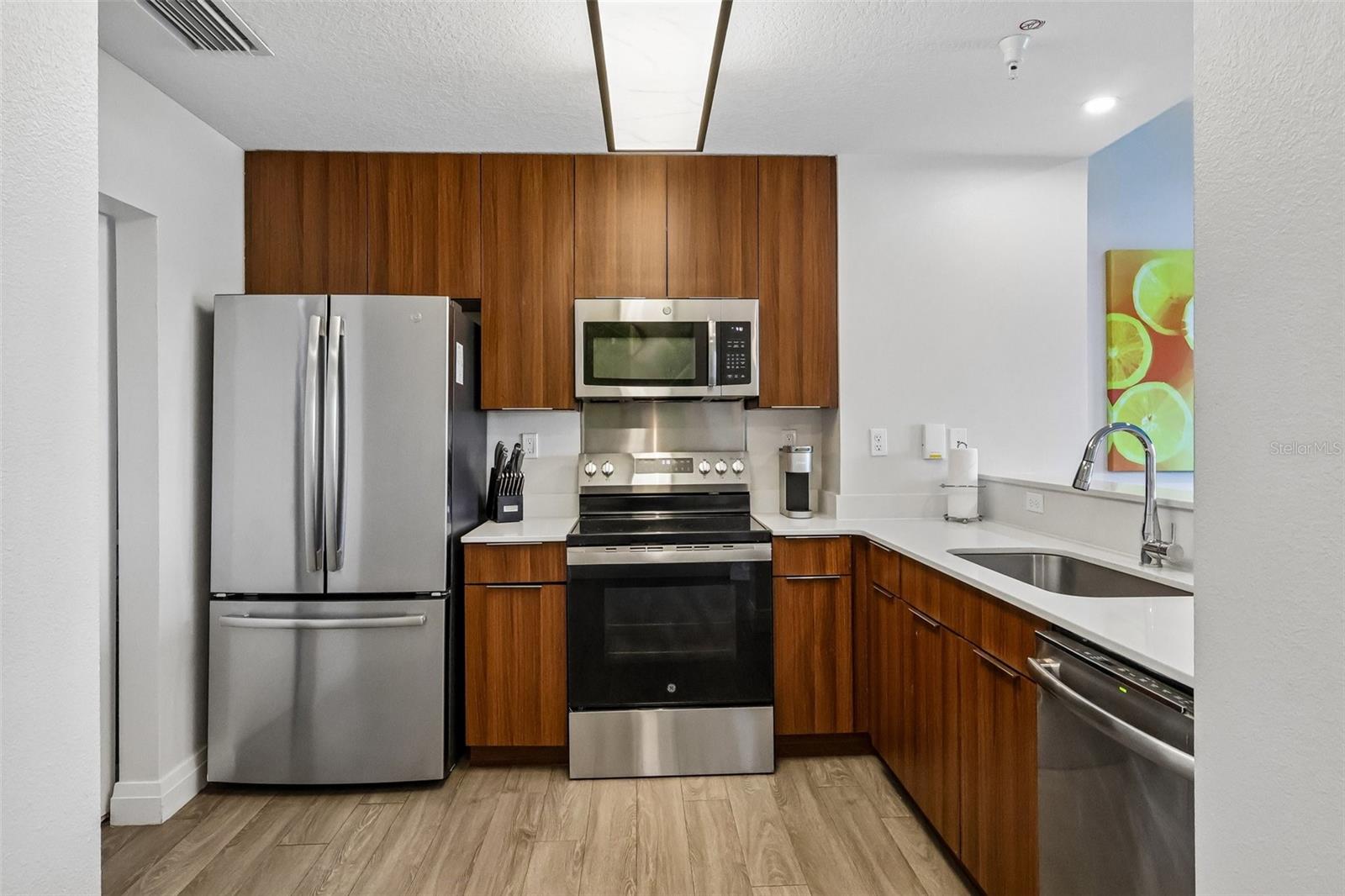 14501 GROVE RESORT AVENUE 2342