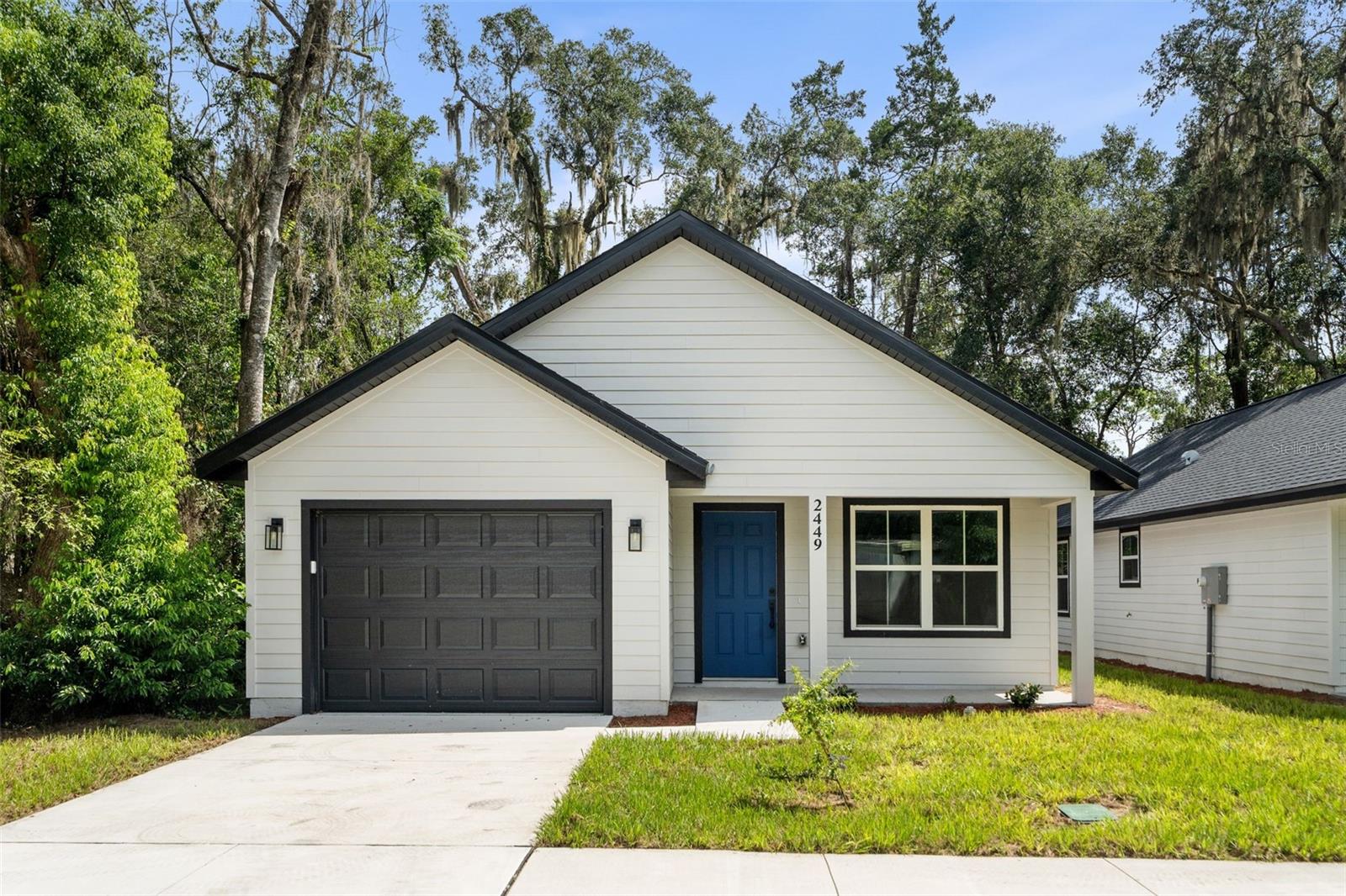 2449 SE 10TH AVENUE