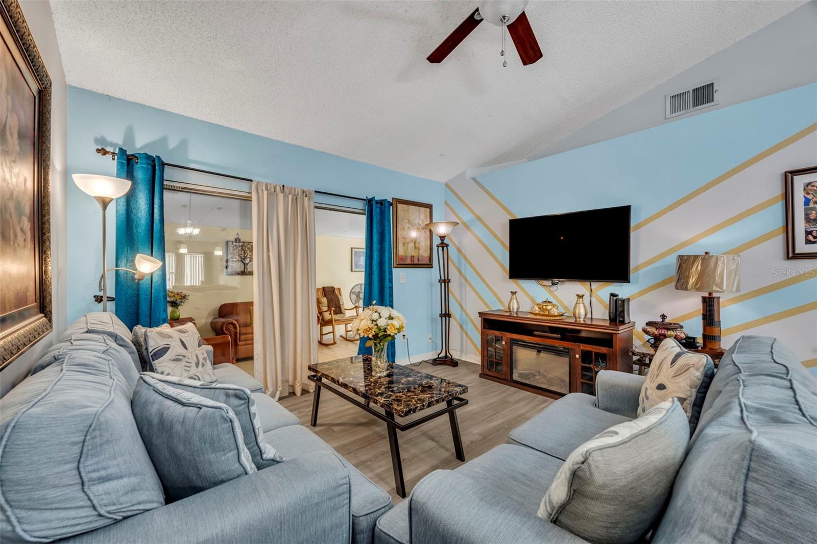 RAINTREE PARK PH 1 - Residential