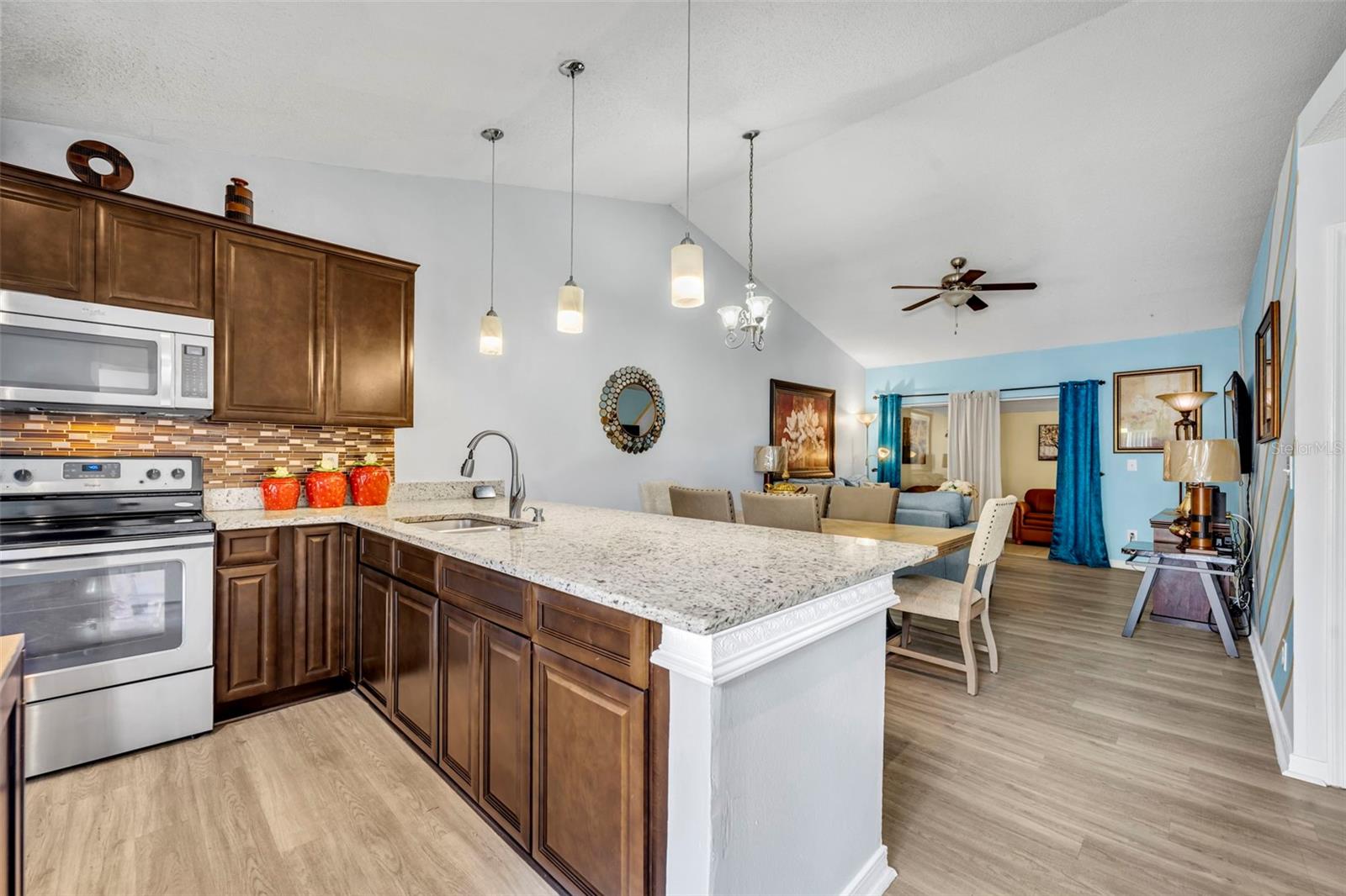 3204 TIDEWATER DRIVE