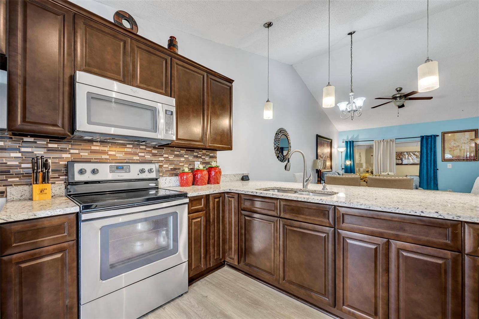 3204 TIDEWATER DRIVE