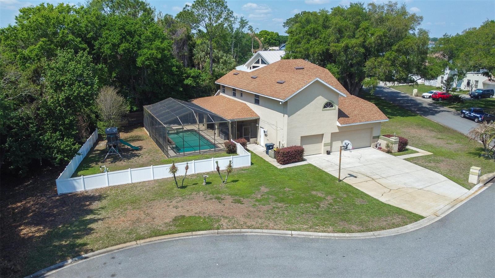 ARIETTA POINT - Residential