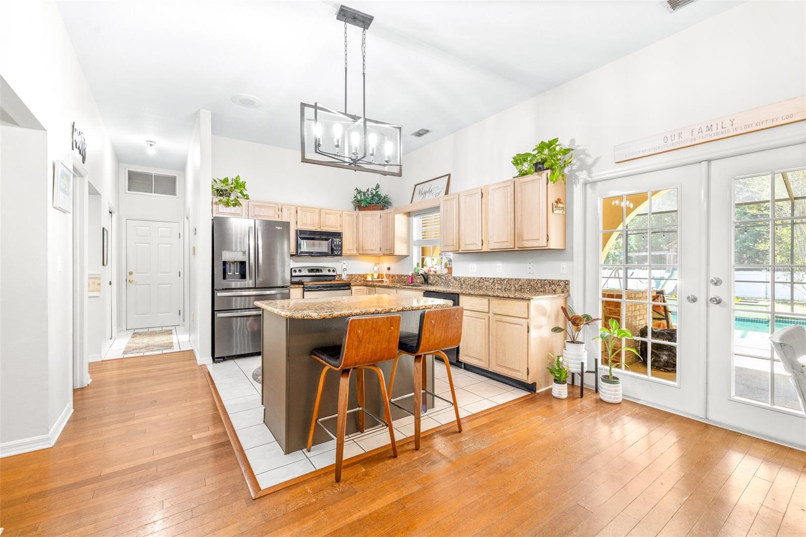 ARIETTA POINT - Residential