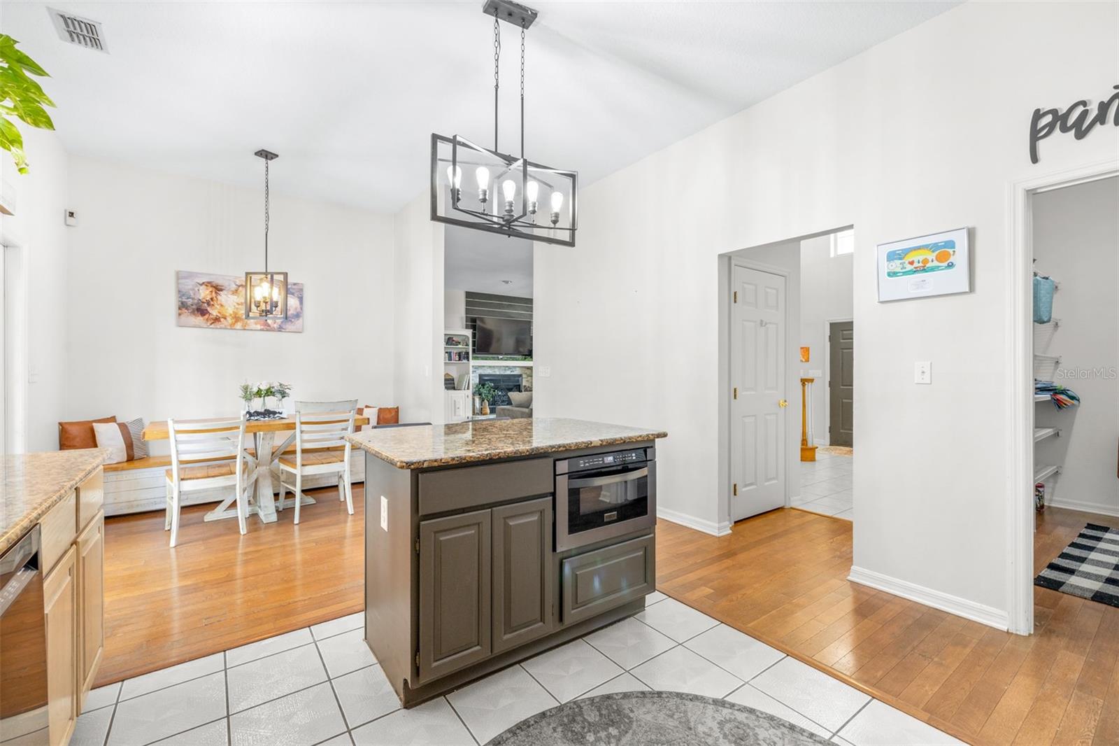 ARIETTA POINT - Residential