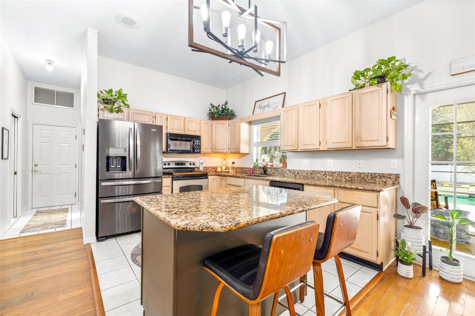 ARIETTA POINT - Residential