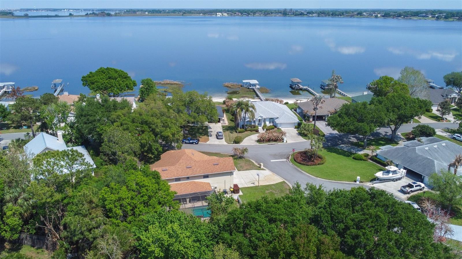 ARIETTA POINT - Residential