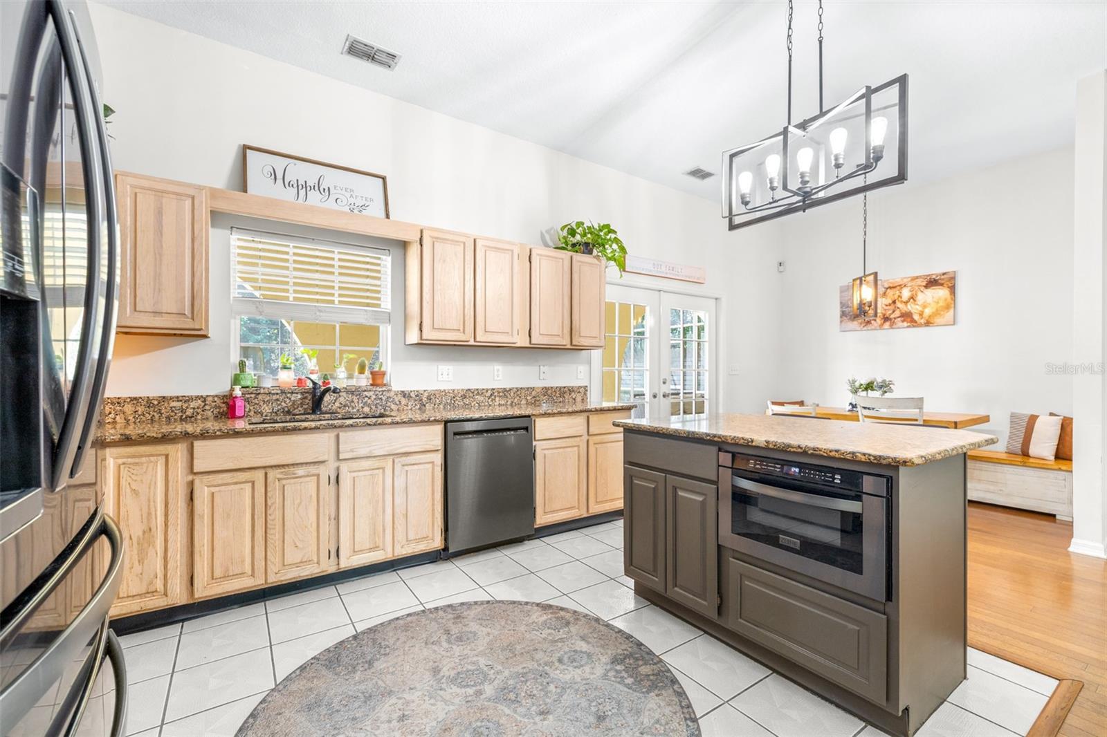 ARIETTA POINT - Residential