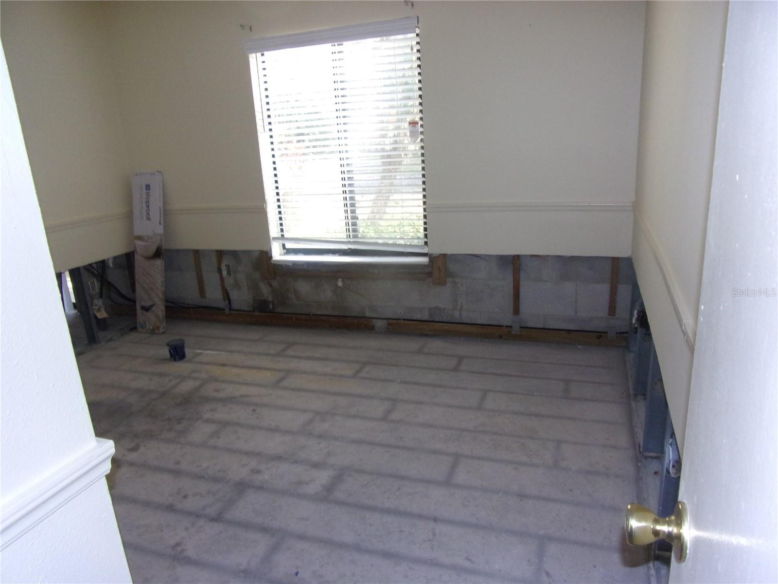 PINE RIDGE AT LAKE TARPON VILLAGE - Residential