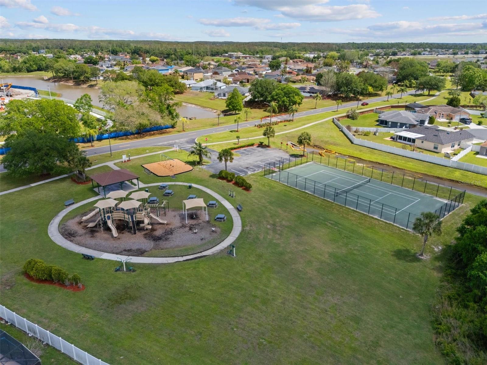 WILLOW BEND AT CRESCENT LAKES - Residential