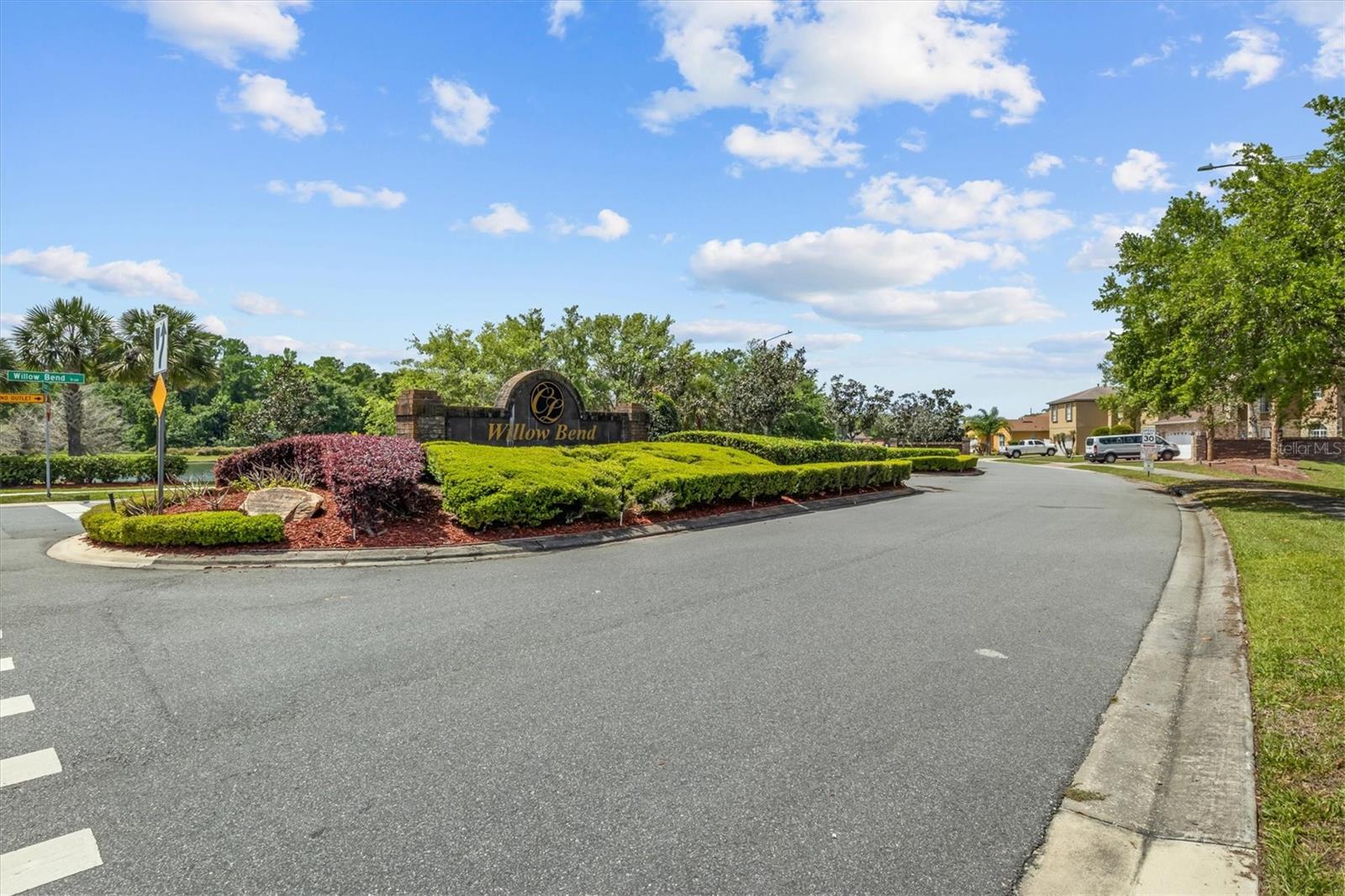 WILLOW BEND AT CRESCENT LAKES - Residential