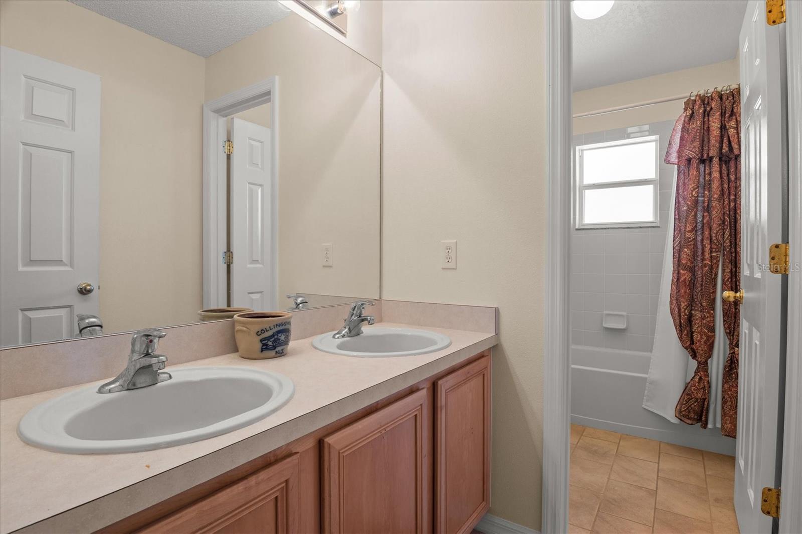 WILLOW BEND AT CRESCENT LAKES - Residential