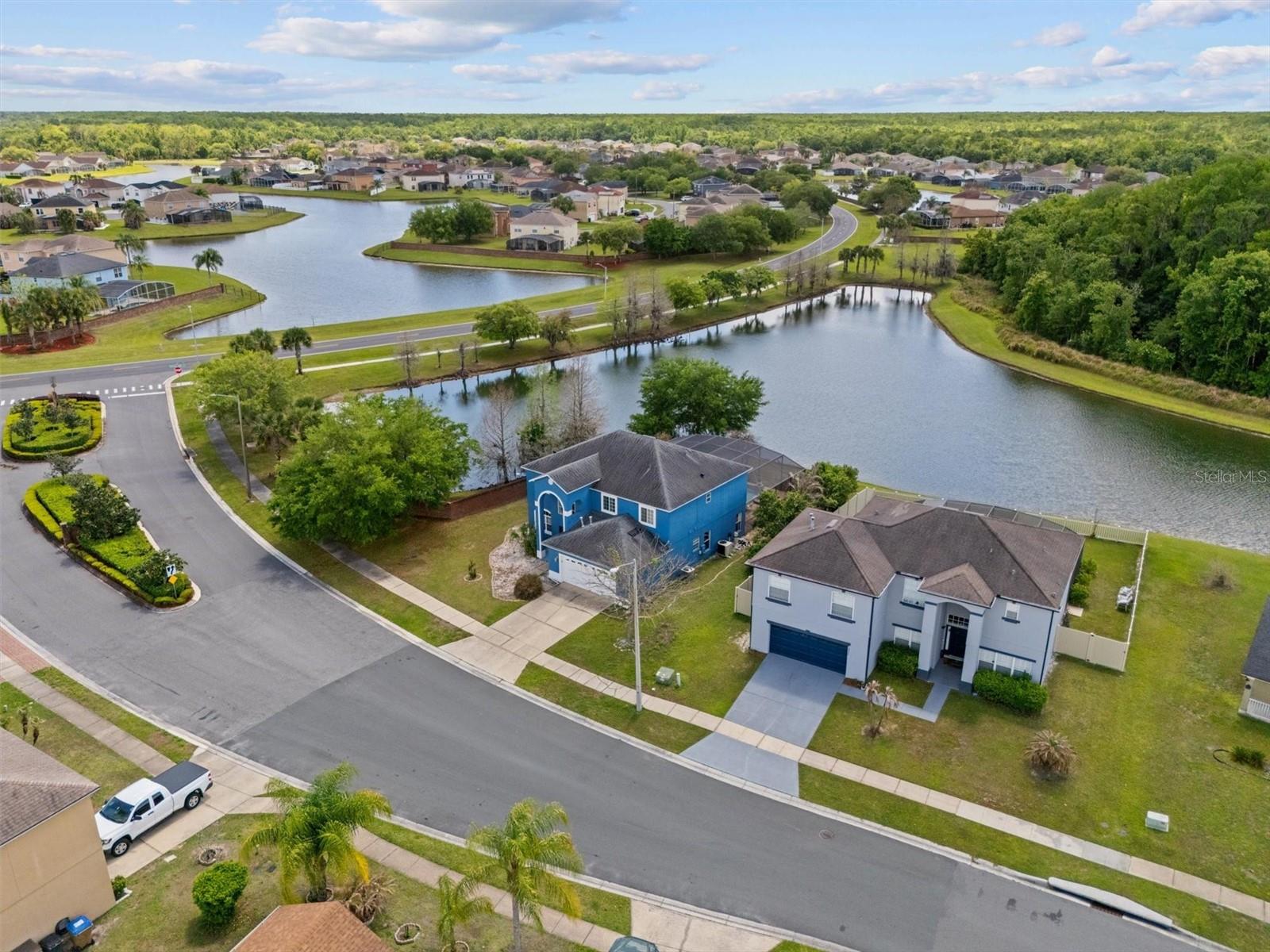 WILLOW BEND AT CRESCENT LAKES - Residential