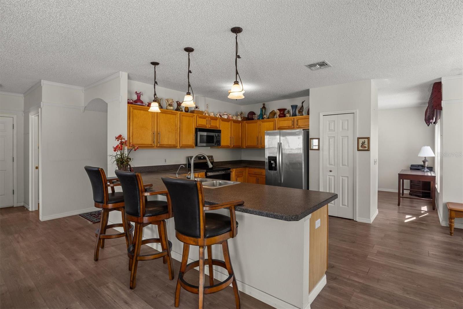 WILLOW BEND AT CRESCENT LAKES - Residential