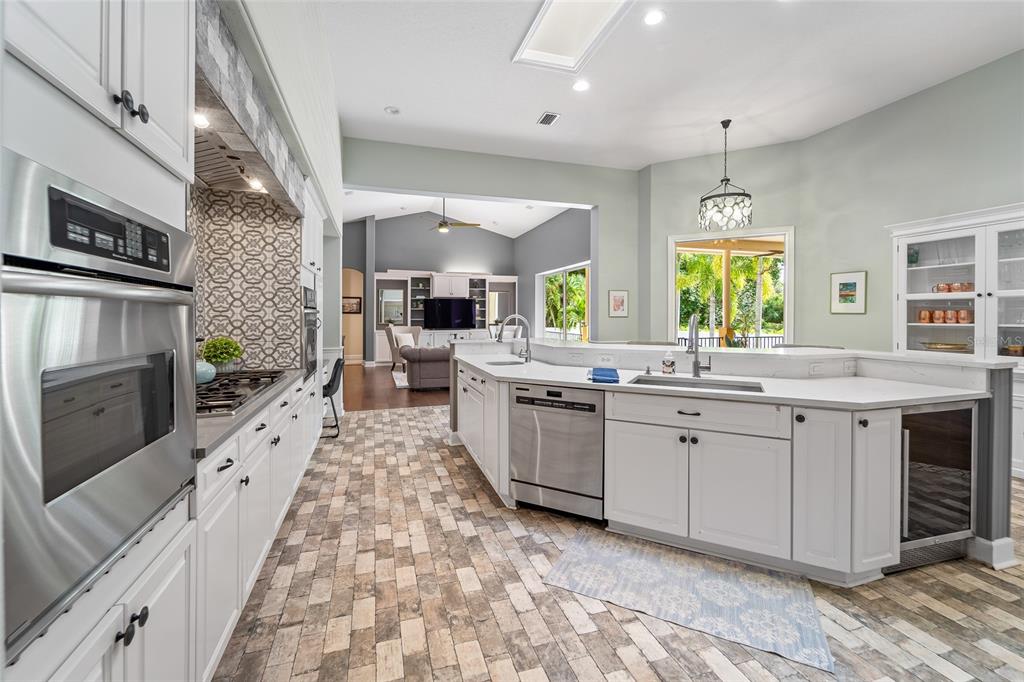 DAVIS ISLANDS PB10 PG52 TO 57 - Residential