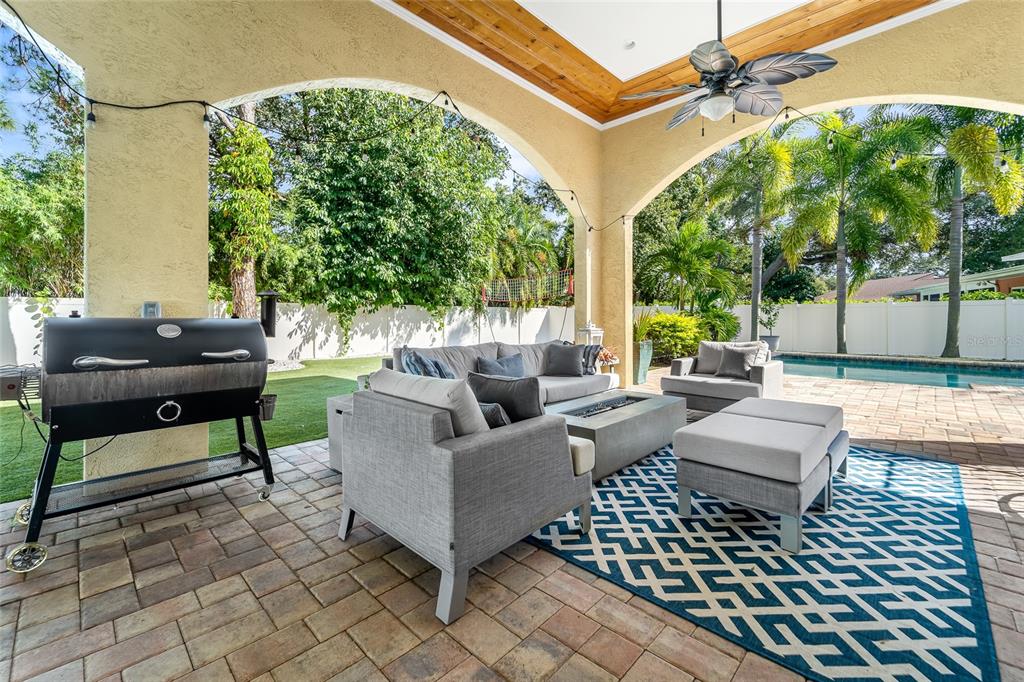 DAVIS ISLANDS PB10 PG52 TO 57 - Residential