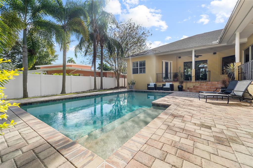 DAVIS ISLANDS PB10 PG52 TO 57 - Residential