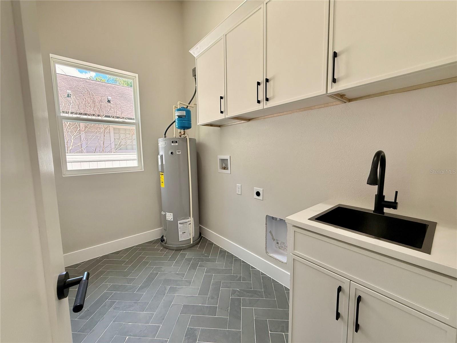 LAKEVIEW CONWAY - Residential