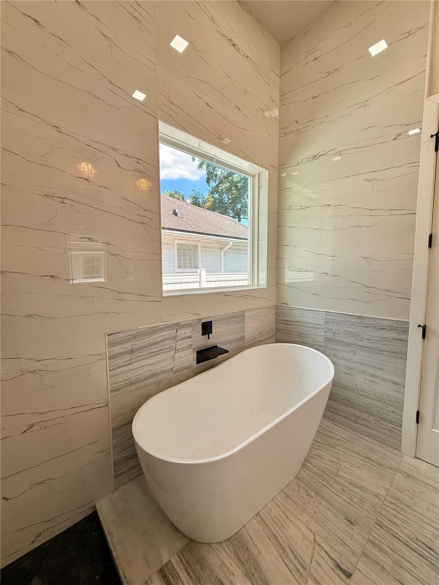 LAKEVIEW CONWAY - Residential