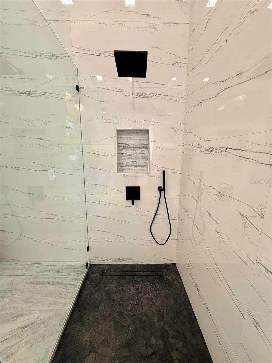 LAKEVIEW CONWAY - Residential