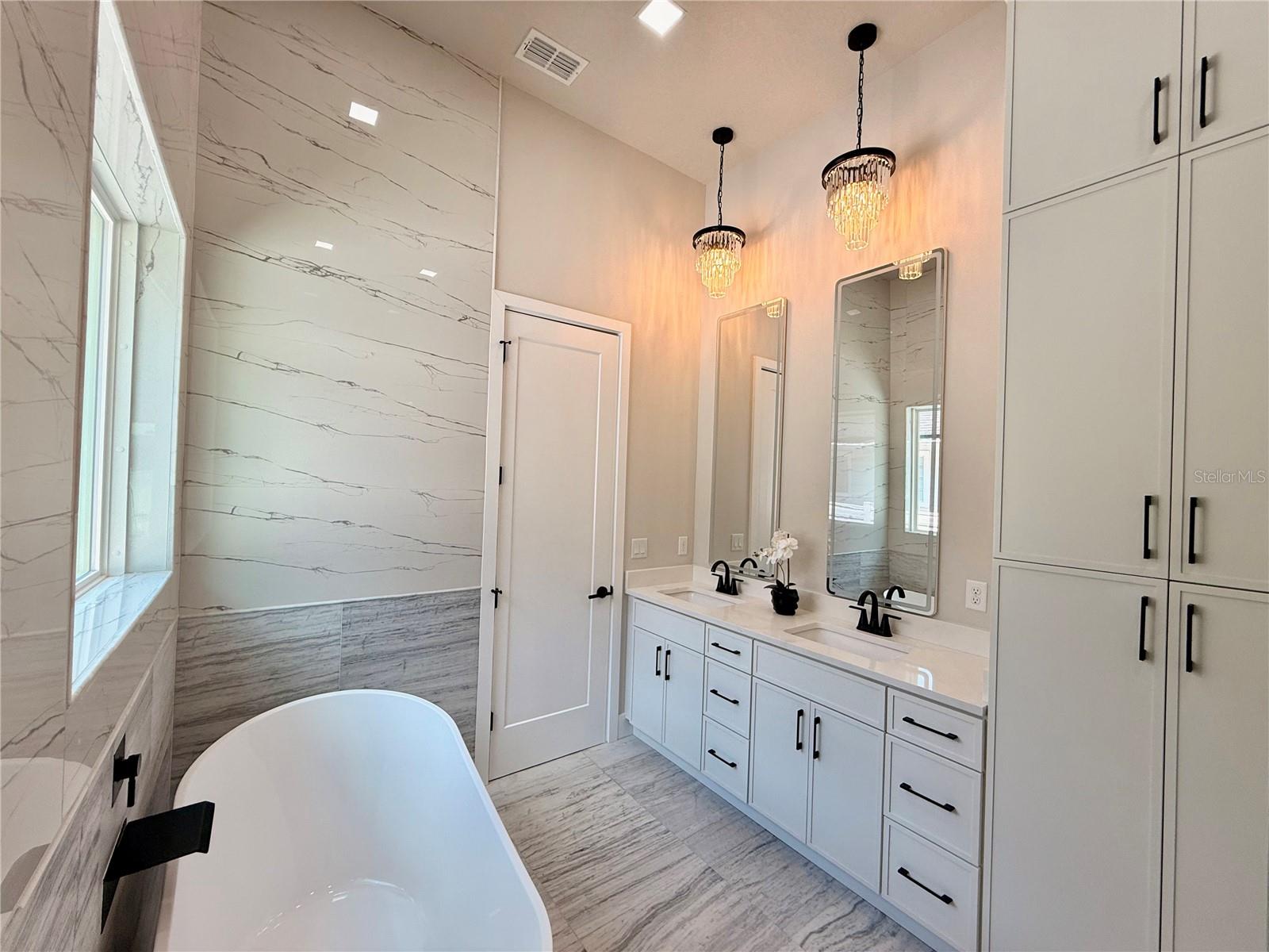 LAKEVIEW CONWAY - Residential