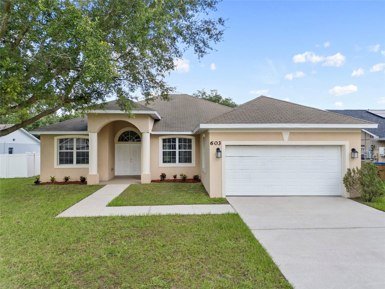 Welcome to this beautifully maintained 3-bedroom, 2-bathroom w Den/ Office single-family home in the heart of Poinciana. Boasting 1,768 sq. ft. of thoughtfully designed living space, this home features soaring ceilings and an open layout ideal for modern living and entertaining.
The spacious Master Suite offers a peaceful retreat with a walk-in closet, luxurious garden tub, walk-in shower, and dual vanities
The open-concept floor plan effortlessly connects the kitchen, dining, and living areas, creating a perfect flow for everyday living and gatherings. Three additional bedrooms with plenty of versatility for family, guests, or a home office.
Step outside through the sliding glass doors to an extra-large, fully fenced backyard—perfect for entertaining, relaxing, or letting pets and kids play freely.
Additional highlights include a brand-new roof (2025), a 2-car garage, and an extended driveway. Located in a vibrant community with low HOA fees that include high-speed internet and over 250 cable channels.
Just minutes from Cypress Road with convenient access to shopping, dining, schools, and entertainment.