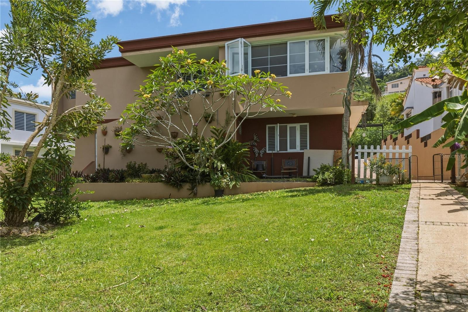 LOMAS DE MANATUABON - Residential