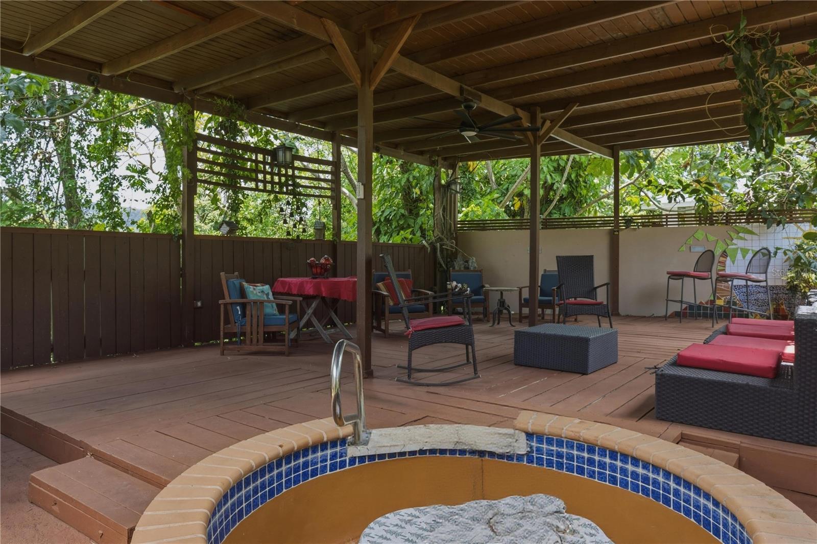 LOMAS DE MANATUABON - Residential