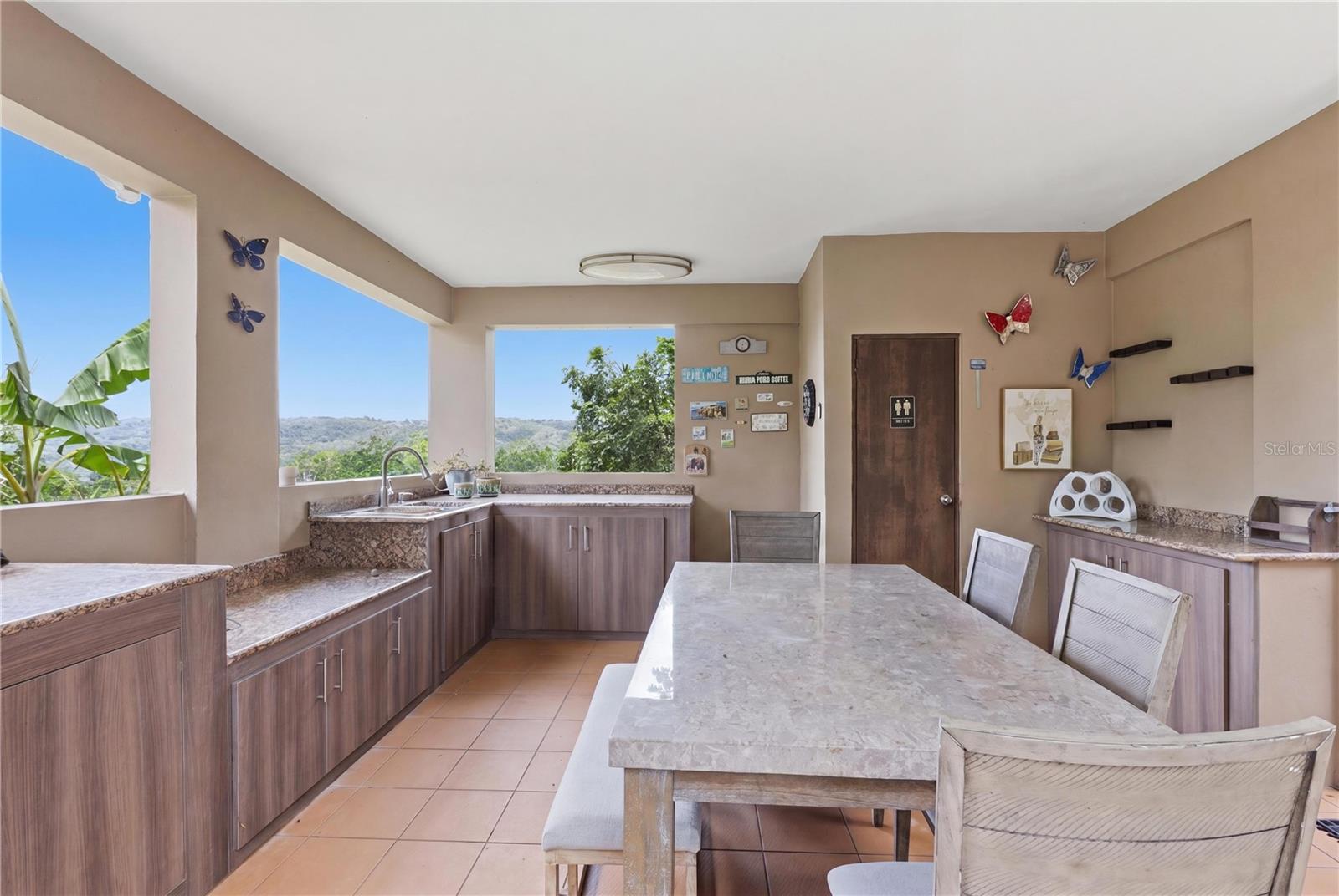 LOMAS DE MANATUABON - Residential