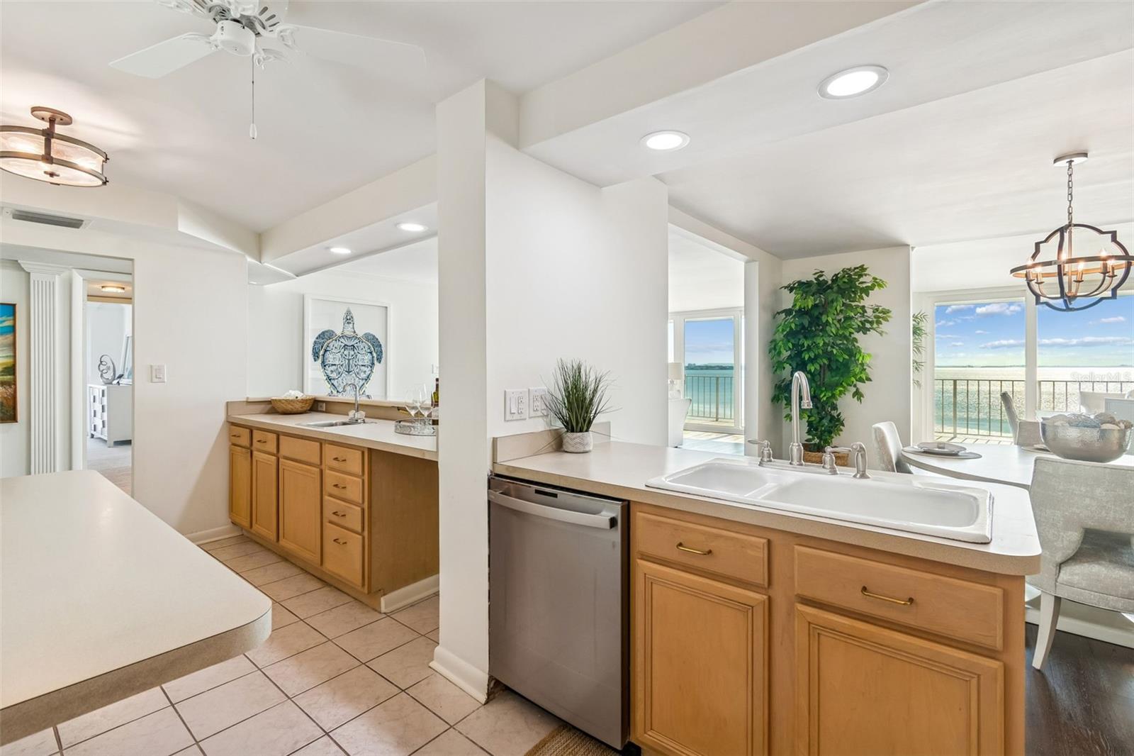 BAYSHORE DIPLOMAT A CONDOMINIUM - Residential