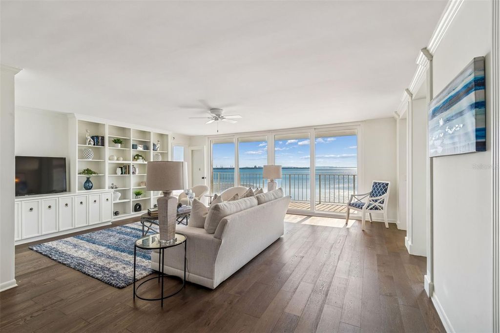 Photo of 2611 Bayshore Boulevard #601, Tampa, FL 33629 (MLS # TB8474528)