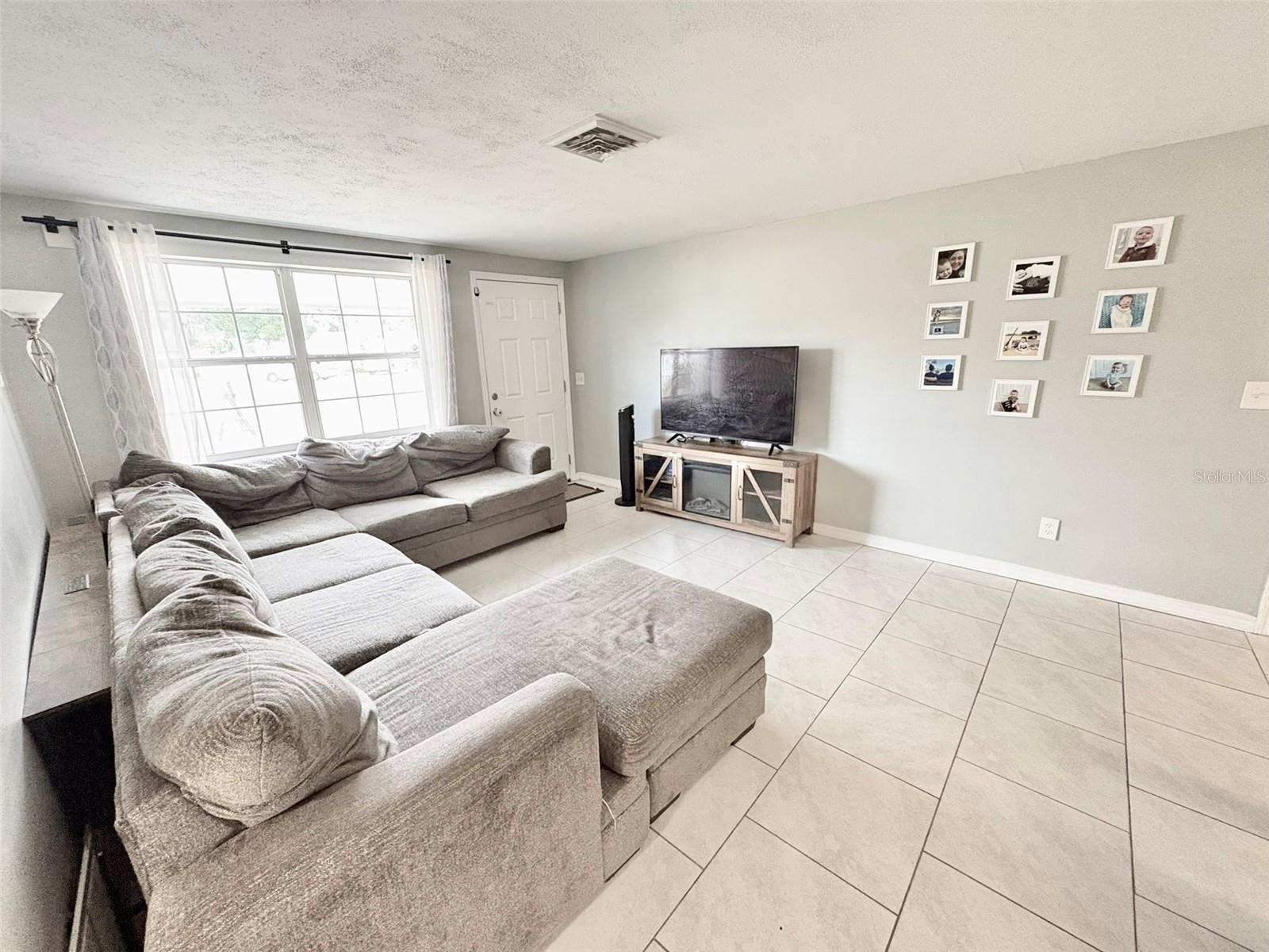 CRESTRIDGE 11TH ADD - Residential